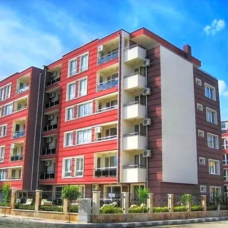 ホテル Ravda Apartments